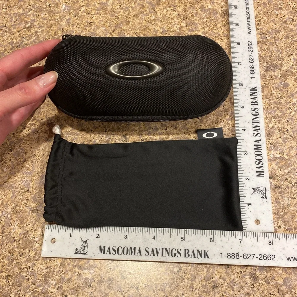 Oakley Black Zippered Case and Cloth Bag/ Pouch